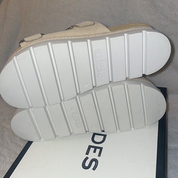 NWT J/SLIDES RICE Sand Suede Sandal - Picture 14 of 15